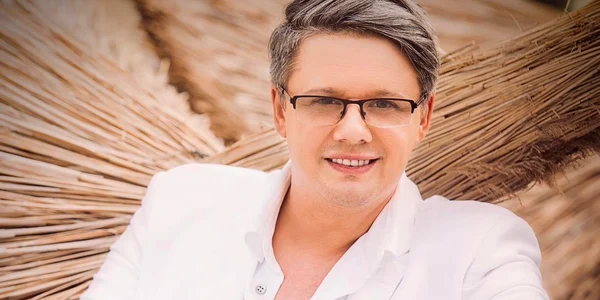  Fuego (46 ani), mai precis Paul Ciprian Surugiu, așa cum se numește el în buletin, își sărbătorește azi ziua numelui, chiar dacă nu este deloc fanul zilelor onomastice