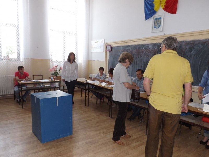 Alegeri prezidențiale 2024. 10 lucruri pe care nu ai voie să le faci în secția de vot