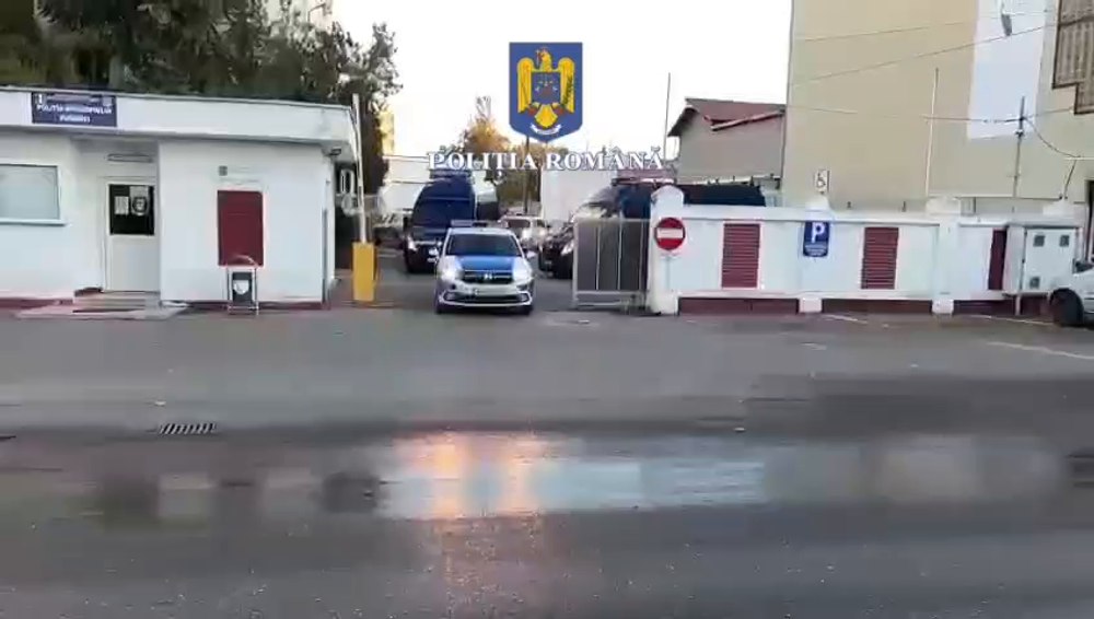 Razie de amploare a polițiștilor în municipiul Ploiești. Sunt controlate zonele comerciale