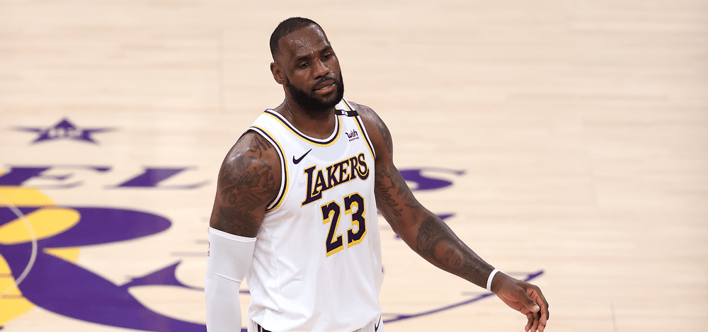 LeBron James, cel mai bun marcator din istoria NBA, acuzat că se dopează. „Lucrăm cu aceeași persoană”