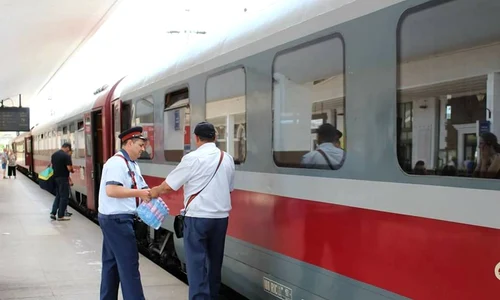 ceferisti Foto CFR Calatori