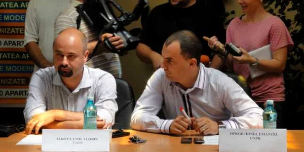 Trimişii lui Ion Toma în Consiliul Local Slatina: Emil Albotă şi Emanuel Oproiu (dr.)