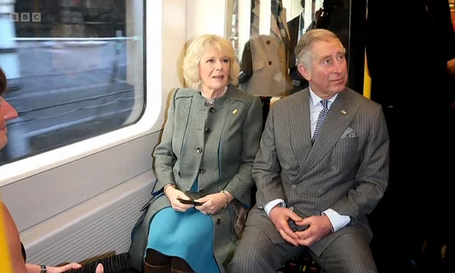 Charles si Camilla metrou BBC jpg