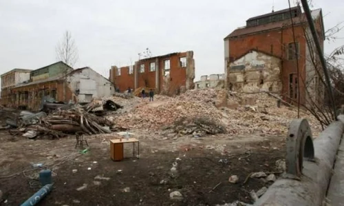 Distrugerea patrimoniului timişorean jpeg