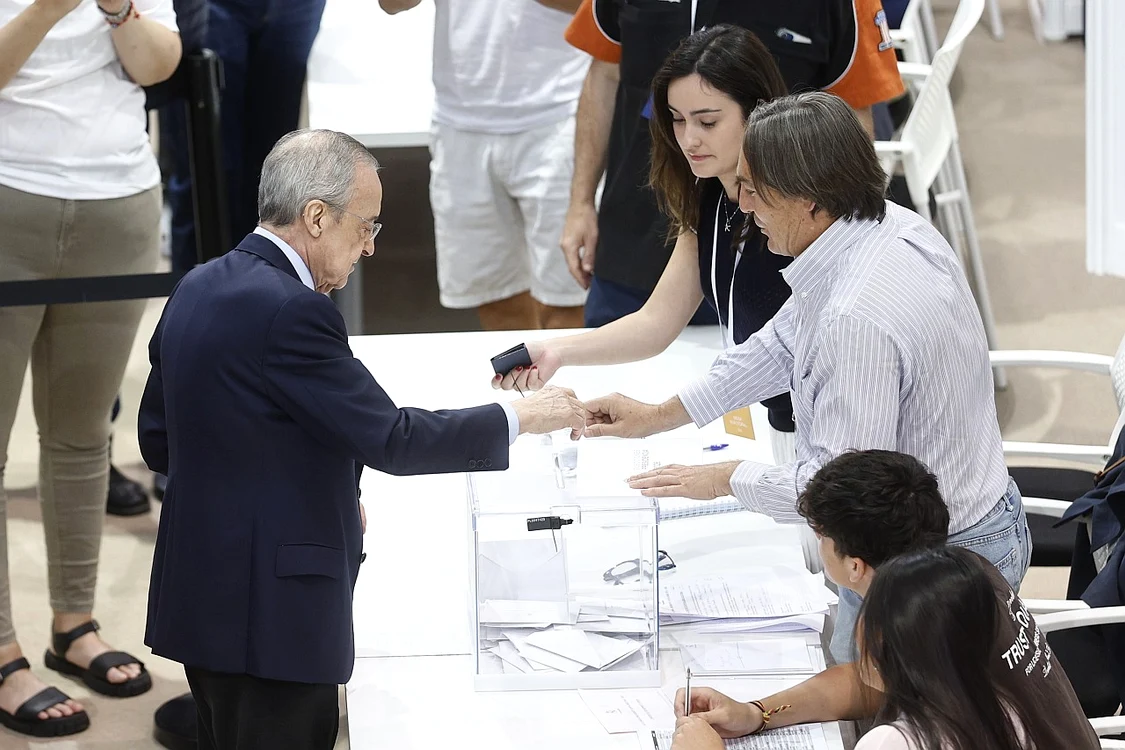 Perez a fost cel care a provocat alegerile anticipate la Real Madrid  (Foto: EPAImages)