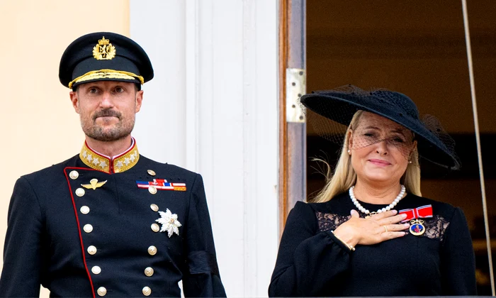 Regele Haakon și Regina Mette Marit, primul salut oficial, Profimedia (4) jpg