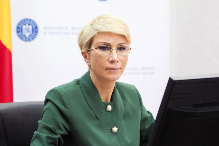 10 raluca turcan familie 1 jpg jpeg