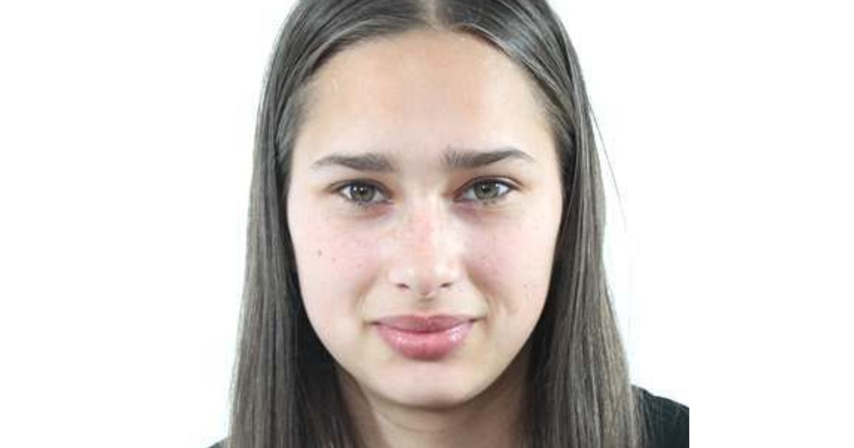 Minoră de 16 ani, dispărută în aprilie din Sfântu Gheorghe, găsită de polițiști în Ungaria Minoră de 16 ani, dispărută în aprilie din Sfântu Gheorghe, găsită de polițiști în Ungaria