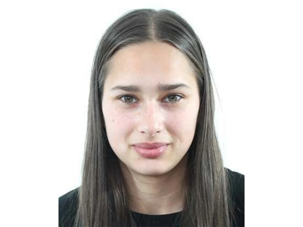 Minoră de 16 ani, dispărută în aprilie din Sfântu Gheorghe, găsită de polițiști în Ungaria