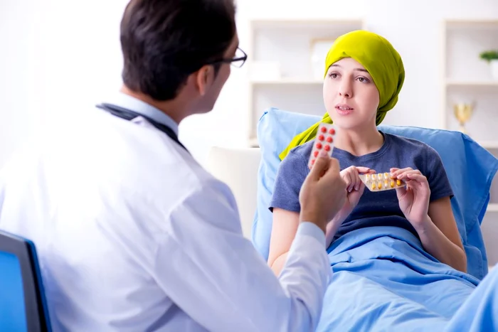 Prognosticul este rezervat în cazul tinerilor diagnosticați cu cancer Foto: Arhivă