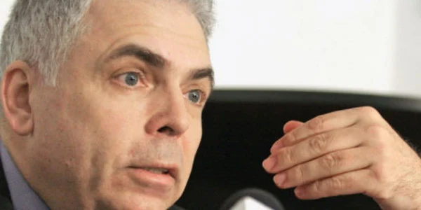 Doi asistenți ai lui Adrian Severin au fost puși sub acuzare de procurorii DNA