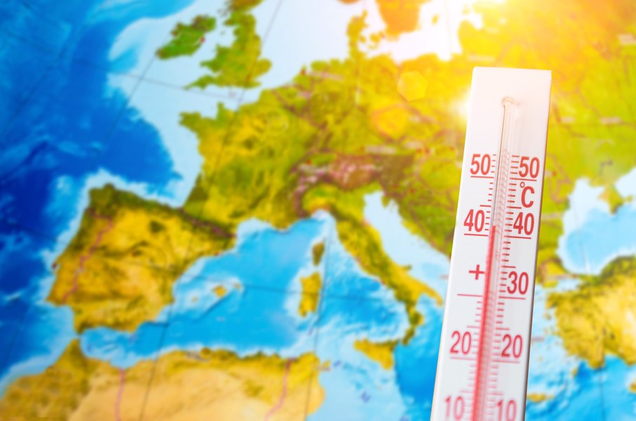 Când ajunge în România primul val de caniculă. Avertismentul meteorologilor, câte grade vom resimți
