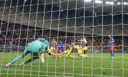 FCSB Petrolul Ploiesti (Sportpictures) jpg