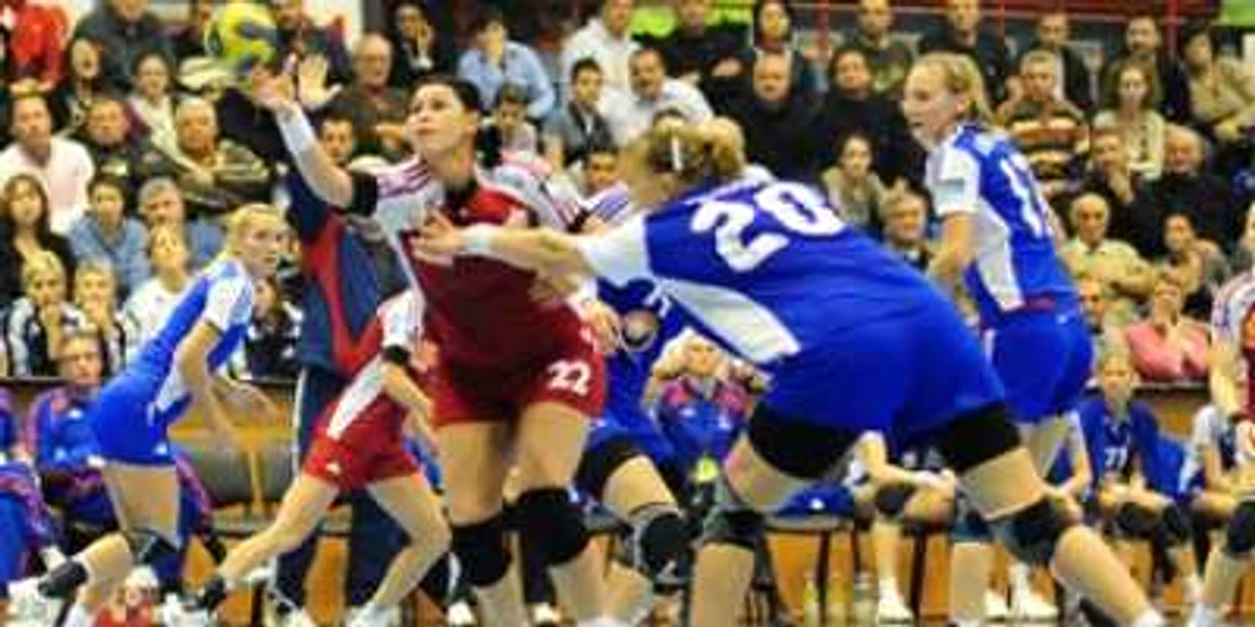 HANDBAL: Oltchim ţinteşte o nouă victorie în Liga Campionilor