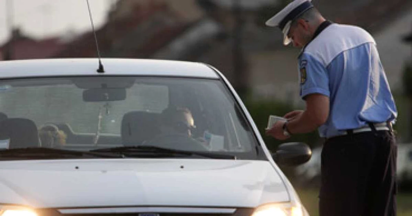 Timişoara: Directoarea de la spitalul de nebuni a fost căutată de poliţie după ce a plecat cu maşina instituţiei