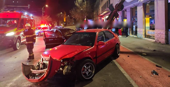 Accîdent spectaculos la Cluj Napoca FOTO: Foaia Transilvană