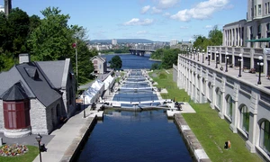 Prin Ottawa, după stafii jpeg