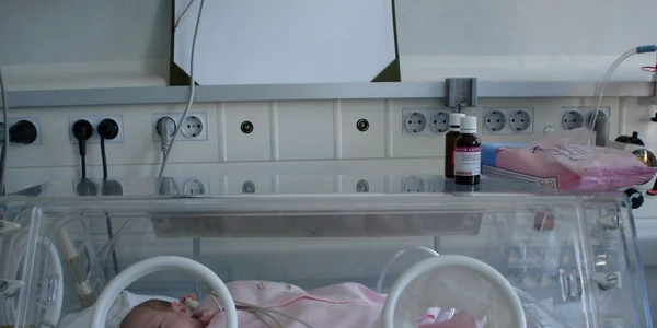 Copiii sunt în stare bună, fiind îngrijiţi acum la maternitatea Polizu