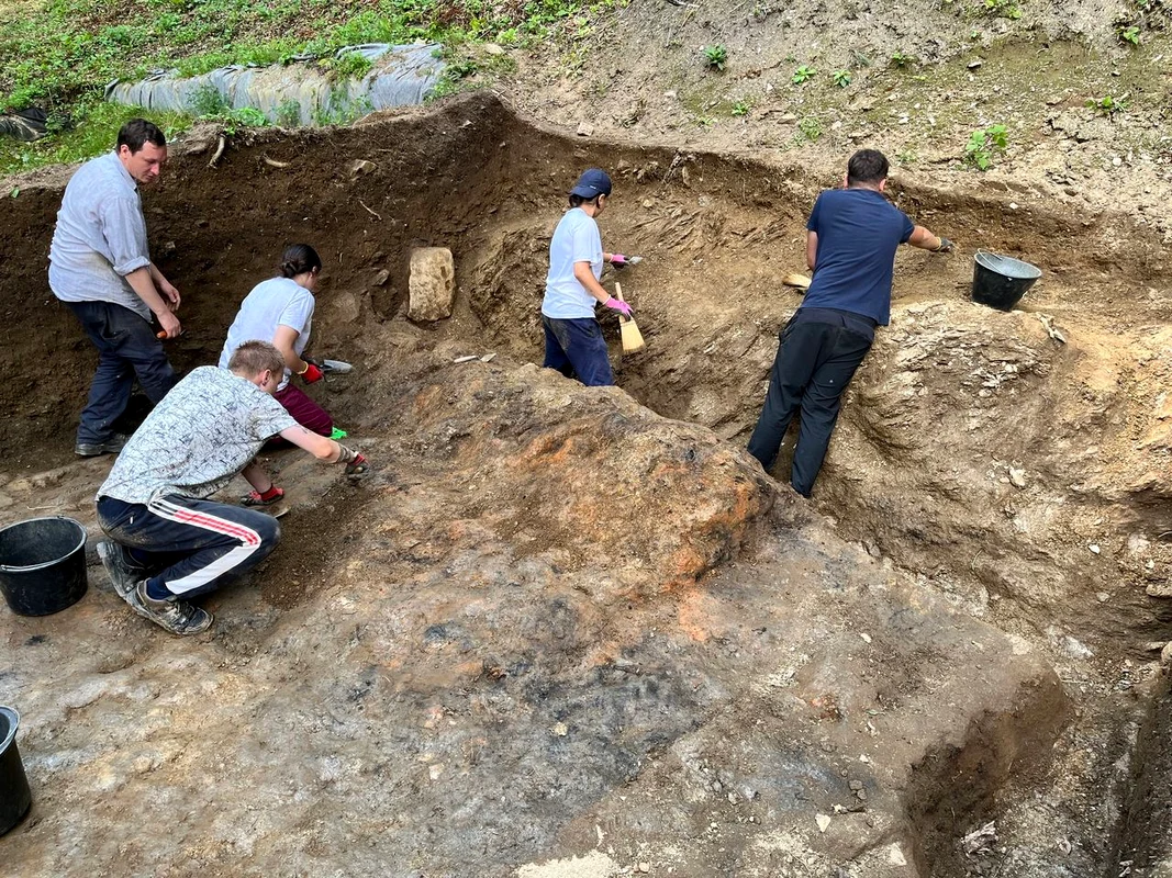 Cercetări arheologice sistematice la Grădiștea de Munte - Sarmizegetusa Regia (© Facebook / Facultatea de Istorie si Filosofie UBB)