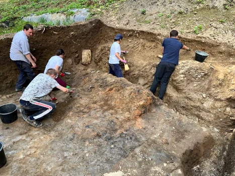 Cercetări arheologice sistematice la Grădiștea de Munte - Sarmizegetusa Regia (© Facebook / Facultatea de Istorie si Filosofie UBB)