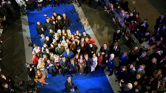
    Ben Stiller a stabilit un record mondial pentru folosirea celui mai lung selfie stickFoto: arhivă personală  