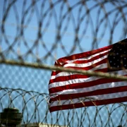 Steagul SUA fluturand la Delta Camp 5 de la Guantanamo FOTO EPA-EFE
