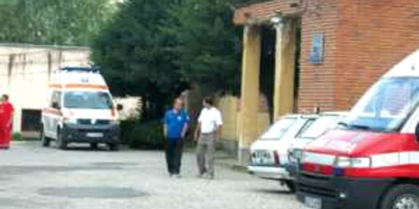 Hunedoara: VIDEO Scandal monstru la Serviciul de Ambulanţă