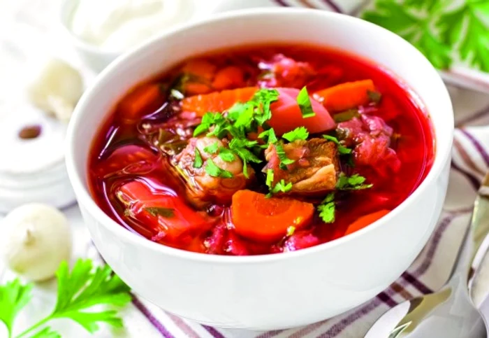 Prepară un borş delicios cu sfeclă!clickpoftabuna.ro