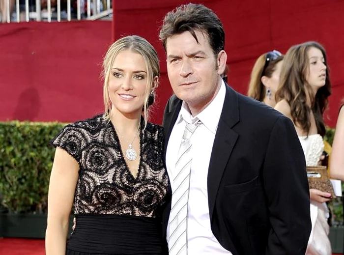 Brooke Mueller și Charlie Sheen au doi copii