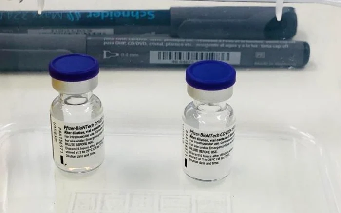 
    Pacient vaccinat la rapel cu Moderna, în loc de PfizerSursă foto: Shutterstock  