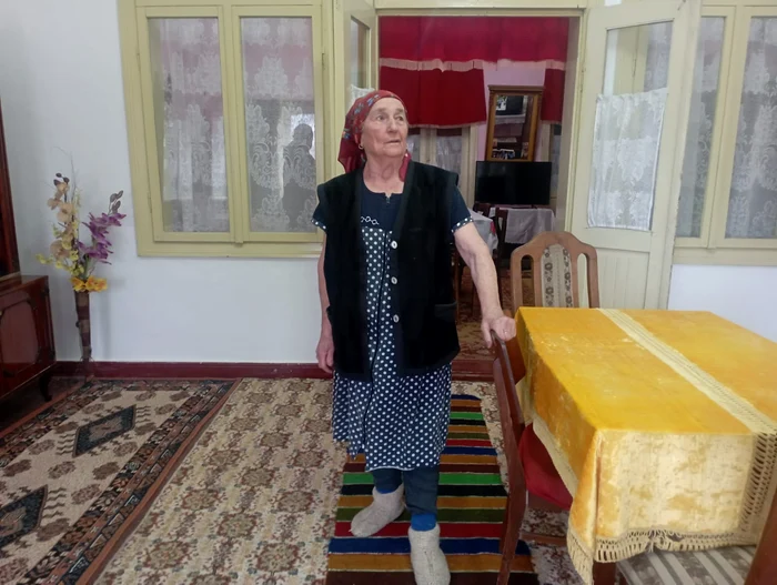 Tanti Porfira are 90 de ani FOTO Cosmin Zamfirache