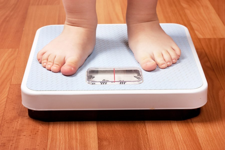 Obezitatea infantilă, prevenită prin suplimentarea nutrienților luați de mămici înainte şi în timpul sarcinii 