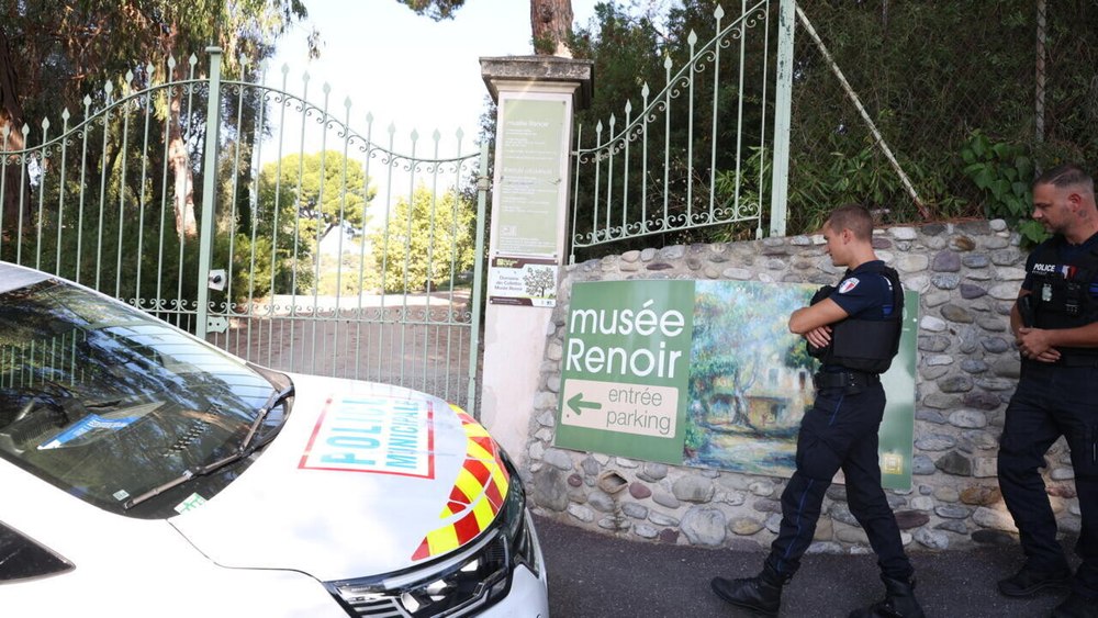 Patru tablouri au fost furate de la Muzeul Renoir din Franța. Valoarea operelor este estimată la 9 milioane de euro