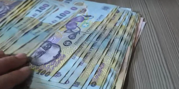 O femeie de afaceri din județul Alba a rămas fără aproximativ 300.000 de euro / foto: captura video