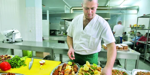 Botoşănenii vor avea bunătăţi pe masa de Anul Nou