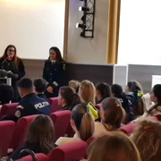 parintii adolescentilor, fata in fata cu specialisti din sanatate, educatie si mai   foto alina mitran (13) jpg