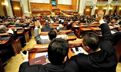 parlament croitoru maran 400x300 jpeg