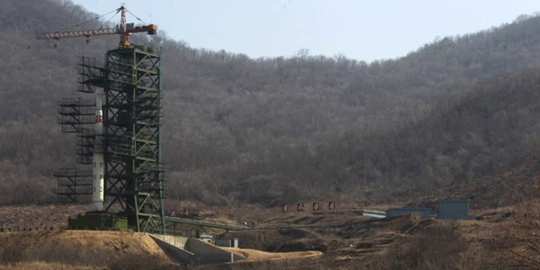 Coreea de Nord se pregătește de lansarea unei rachete pentru a plasa un satelit pe orbită Foto: Reuters
