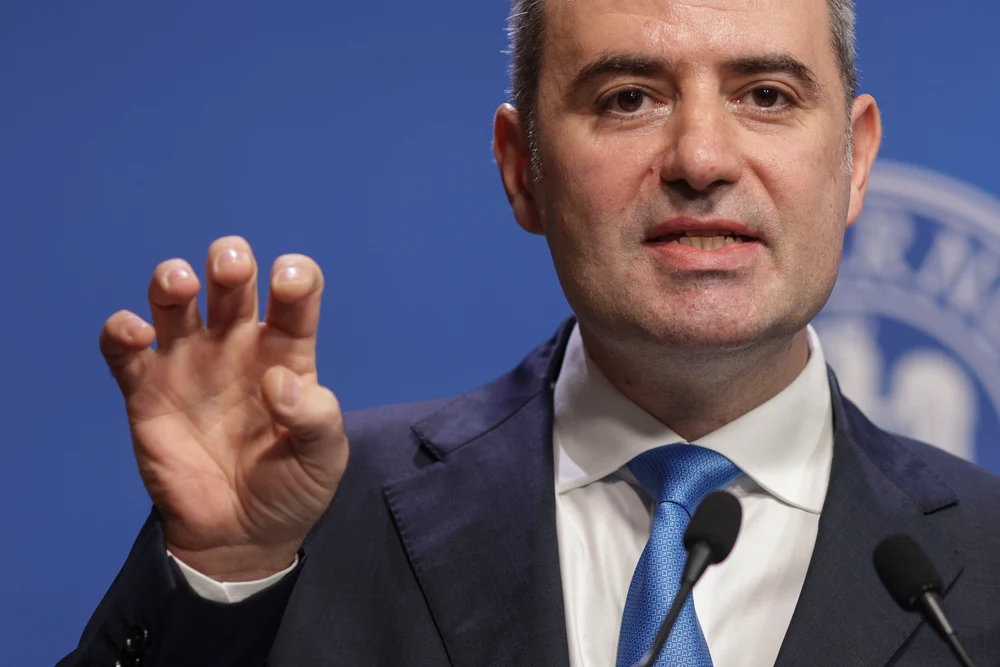 Nazare: În 2026, mutăm accentul de pe o economie bazată pe consum pe o economie bazată pe investiţii masive