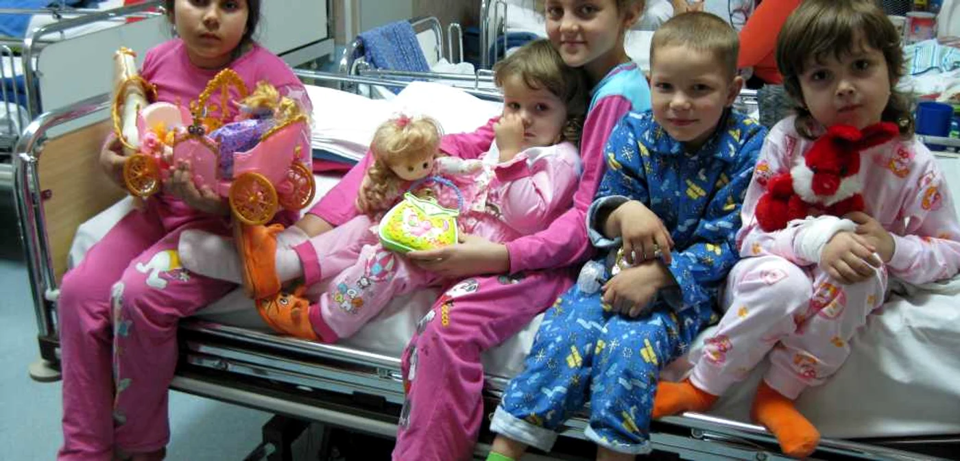Daruri pentru copii şi bătrânii săraci 