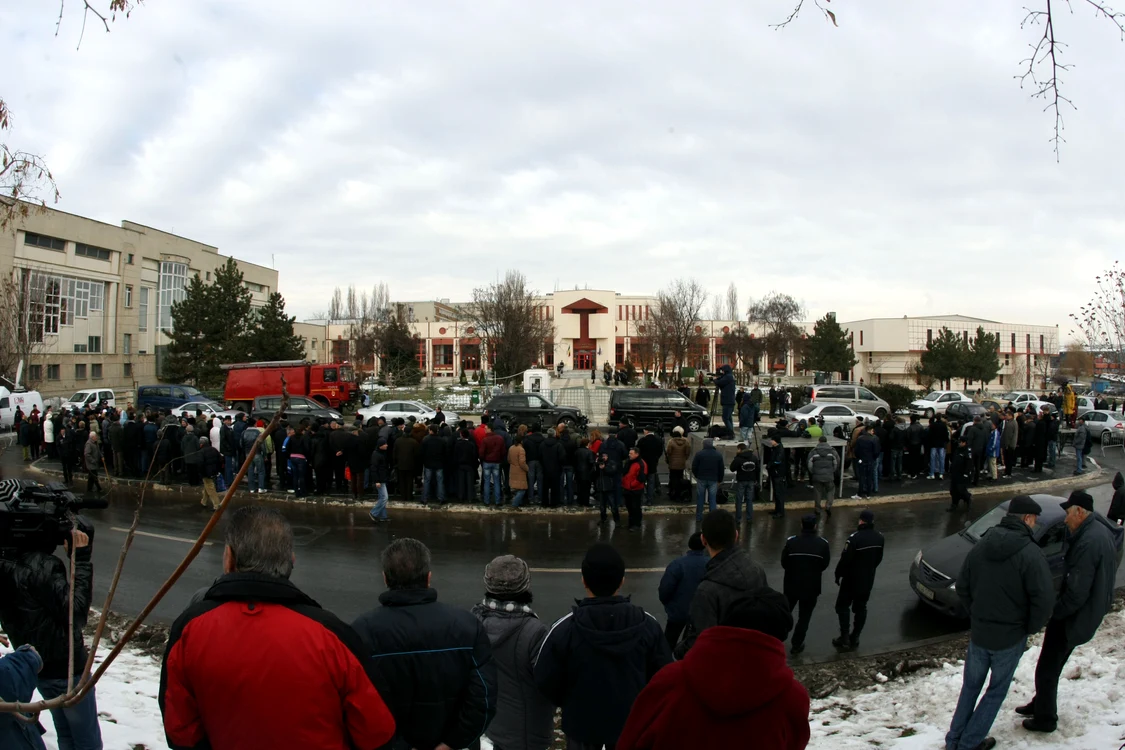 Crematoriul Vitan la incinerarea lui Nicolaescu