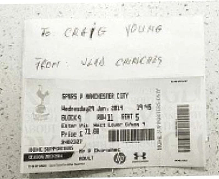 Chiricheş a fost  depăşit constant de  adversarul direct în  meciul pierdut acasă  cu manchester City