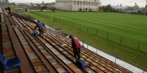 Calitatea gazonului de pe stadionul Ancora este excepţională Foto Bogdan Dimofte