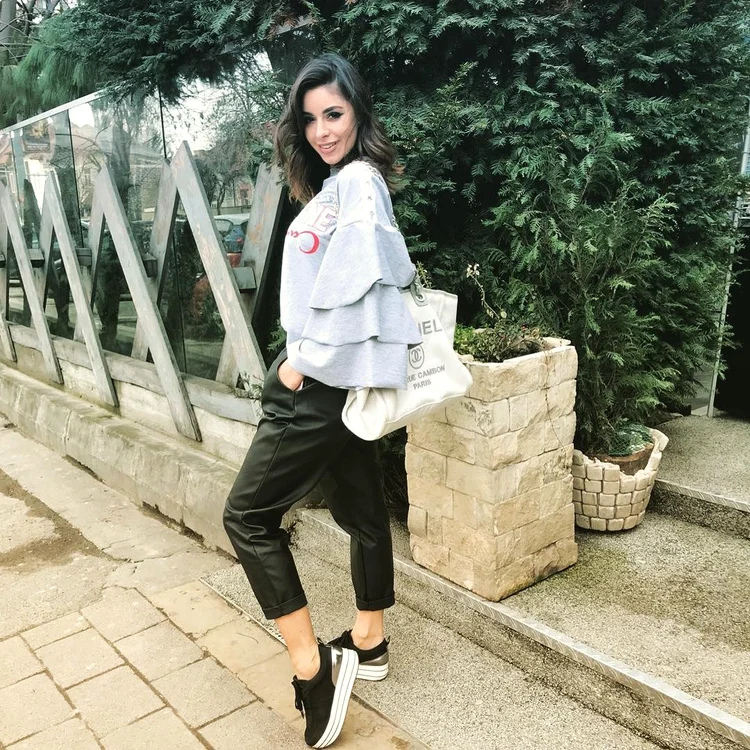 Natalia Mateuţ este prezentatoare la Antena Stars 