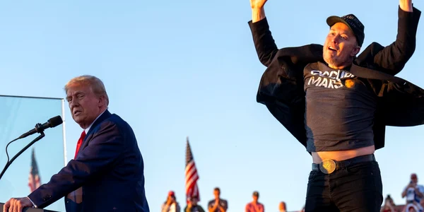 Trump s-a întors în locul tentativei de asasinat cu Elon Musk FOTO @aldrin12354 / X
