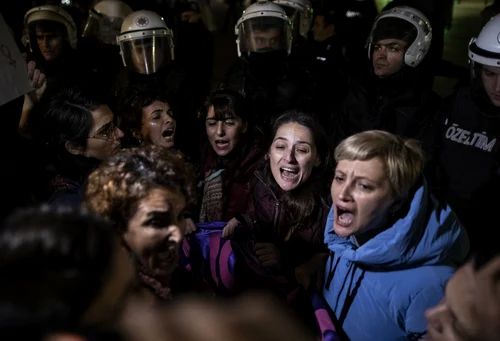 Protest impotriva violentei domestice in Turcia FOTO EPA EFE