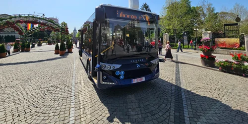 autobuz fara sofer iasi jpg