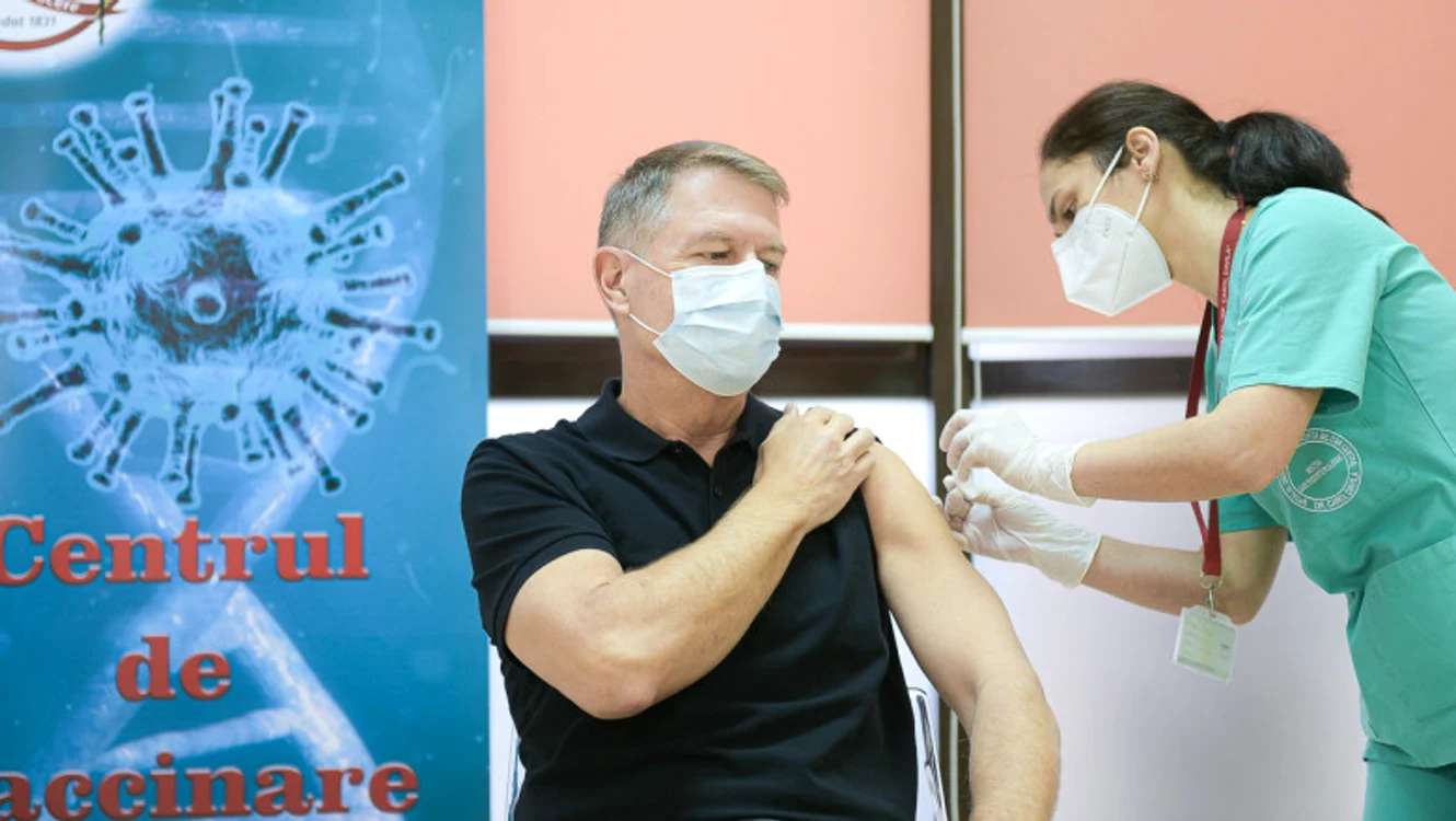 Președintelui Klaus Iohannis i-a fost administrată și a doua doză de vaccin anti Covid-19foto: Presidency.ro