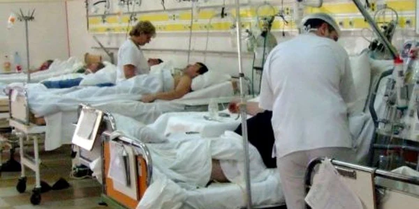 Pacienta va fi suspusă mâine unei electromiograme