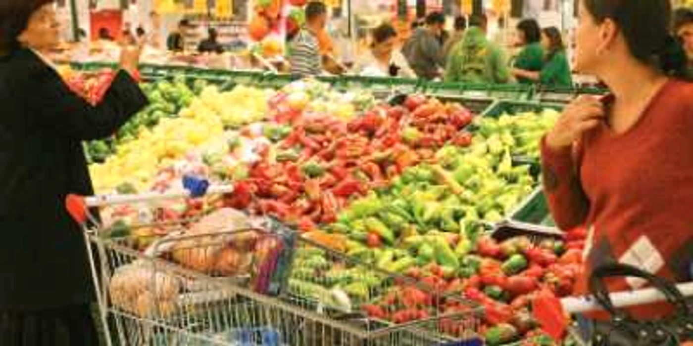 Viaţa s-a scumpit cu 3% în şase luni